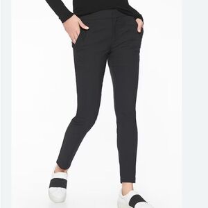 Athleta Wander Stash Skinny Pant in Black, size 6